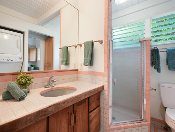 Experience Luxury in Moloa'a Bay - The Perfect Kauai Retreat